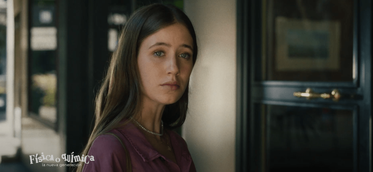María Bernardeau encarnando a Carlota en una secuencia de FoQ La nueva generación.